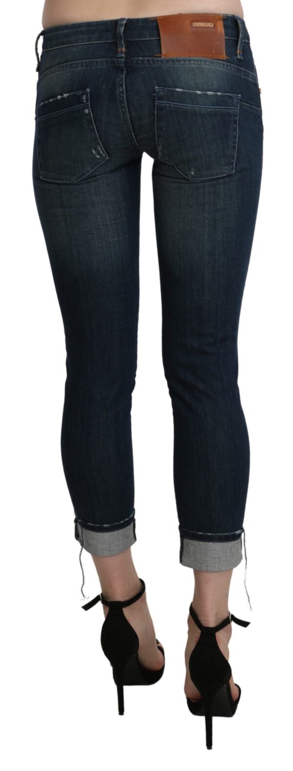 ⁦Acht Chic Blue Washed Skinny Cropped Denim⁩ – תמונה ⁦3⁩