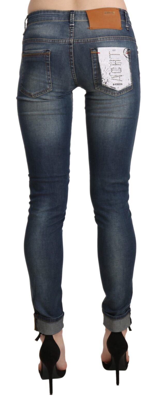 ⁦Acht Chic Blue Washed Skinny Cropped Jeans⁩ – תמונה ⁦3⁩