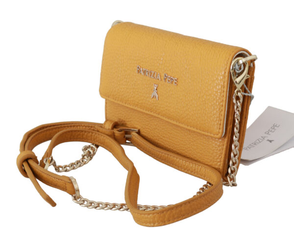 ⁦Patrizia Pepe Chic Yellow Leather Shoulder Bag⁩ – תמונה ⁦2⁩