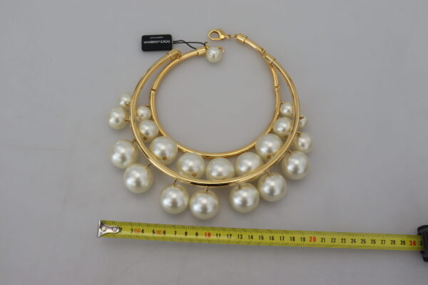 ⁦Dolce & Gabbana Elegant Faux Pearl Embellished Gold Choker⁩ – תמונה ⁦8⁩