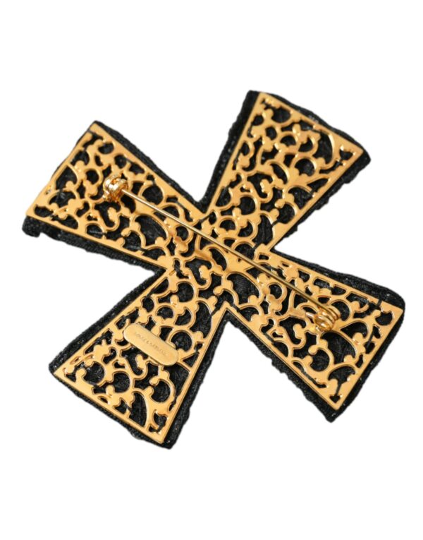 ⁦Dolce & Gabbana Black Crystals Embellished Cross Pin Brooch⁩ – תמונה ⁦4⁩