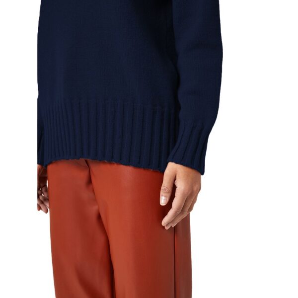 ⁦Alpha Studio Blue Cashmere Sweater⁩ – תמונה ⁦3⁩