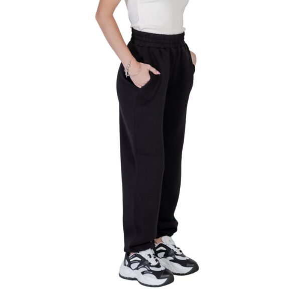 ⁦Guess Active Black Viscose Jeans & Pant⁩ – תמונה ⁦3⁩