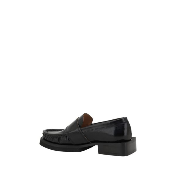 ⁦Ganni Feminine Buckle Loafers⁩ – תמונה ⁦3⁩