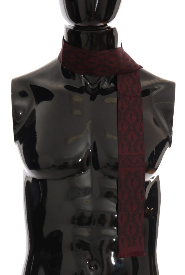 ⁦Dolce & Gabbana Silk Bordeaux Crown Chili Print Mens Scarf⁩ – תמונה ⁦2⁩