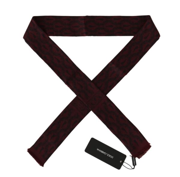 ⁦Dolce & Gabbana Silk Bordeaux Crown Chili Print Mens Scarf⁩ – תמונה ⁦3⁩