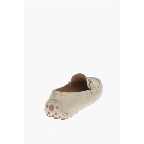 ⁦Salvatore Ferragamo Hammered Leather ODILIA Loafer with Clamp⁩ – תמונה ⁦2⁩